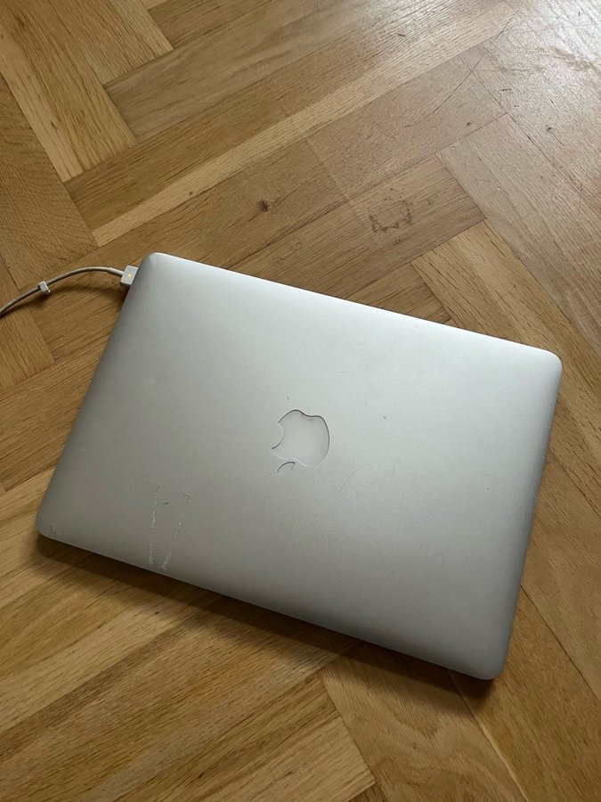 MacBook Pro 13 tum