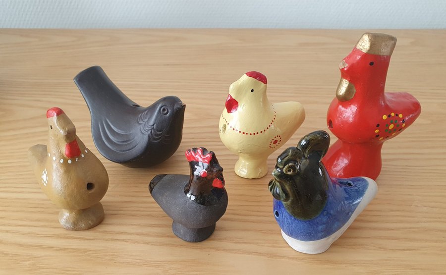 Set of 6 Clay Whistles - Chickens and Birds