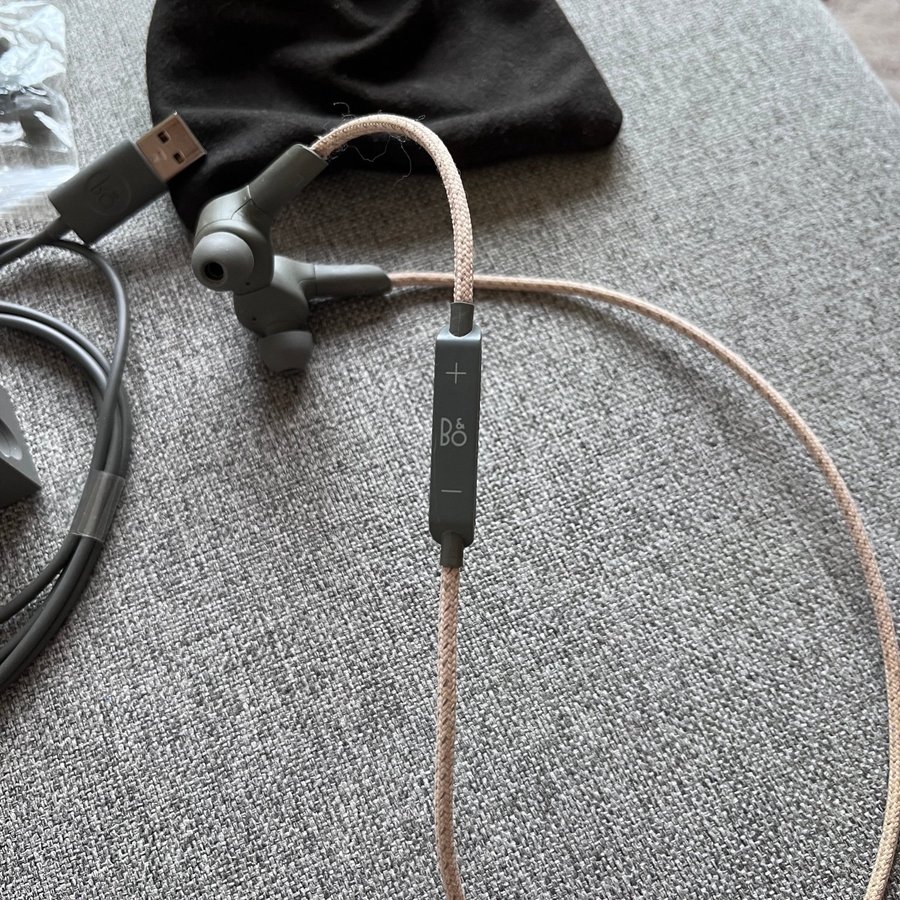 Bang  Olufsen Beoplay H5 In-Ear Trådlösa Hörlurar