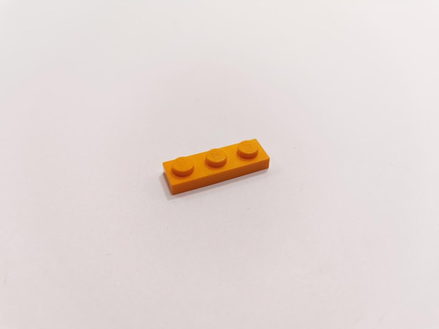 Lego - plate - platt - bas - 1x3 - part 3623 - orange