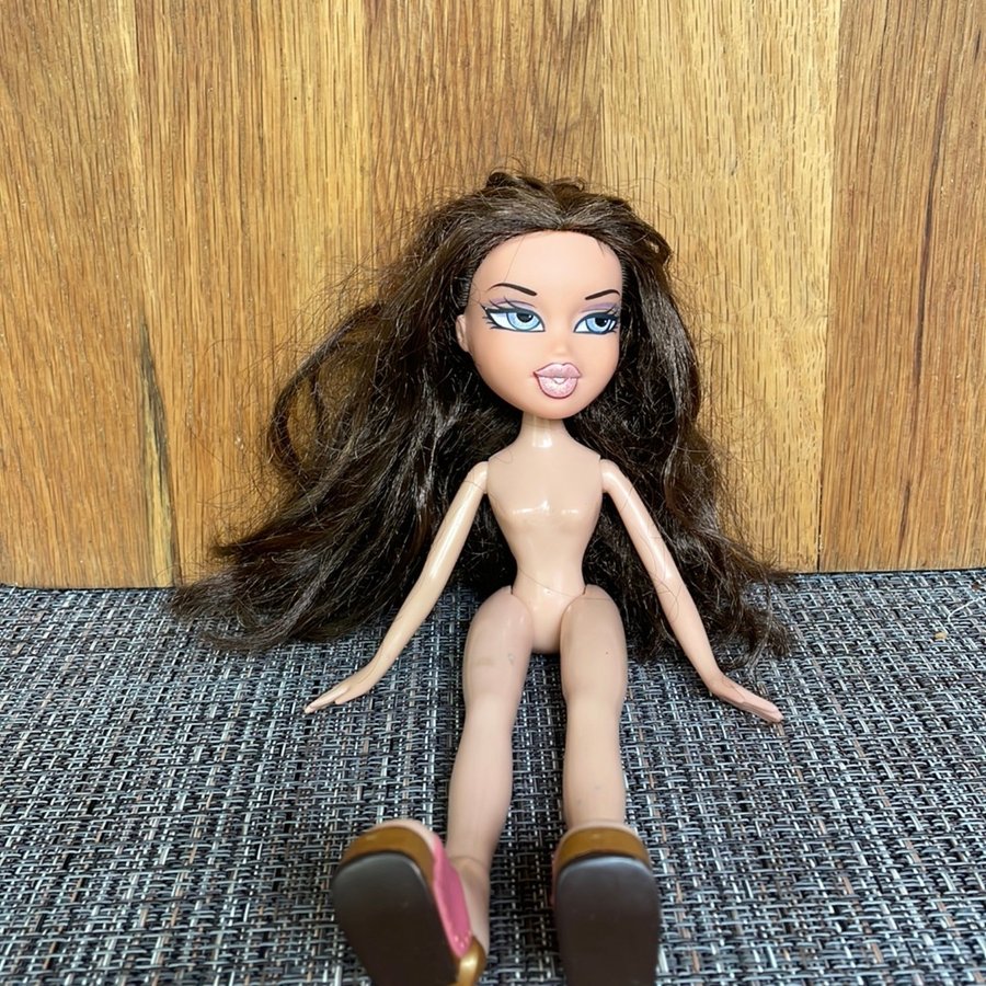 Bratz docka 2001