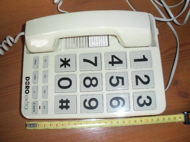 Doro Extra telefon bordstelefon / väggtelefon 1990-tal stora siffror