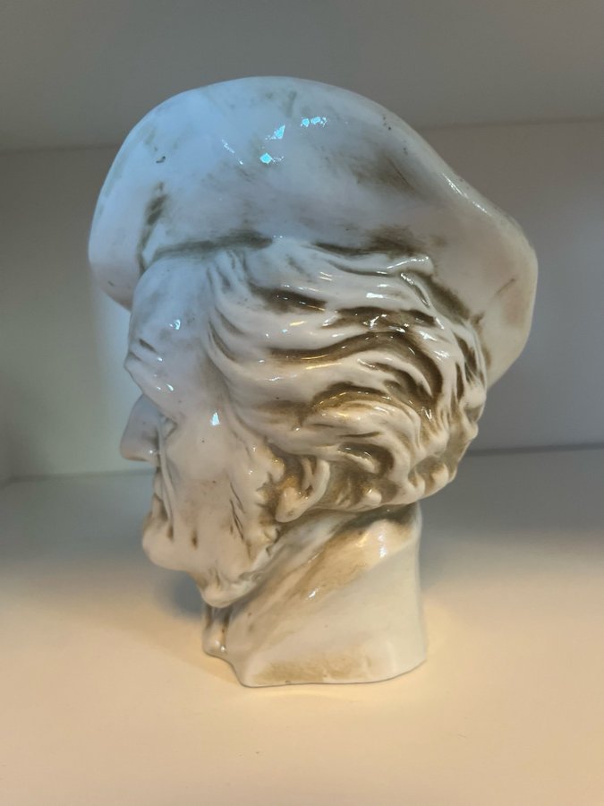 Porslinsfigur av Richard Wagner i porslin 18cm