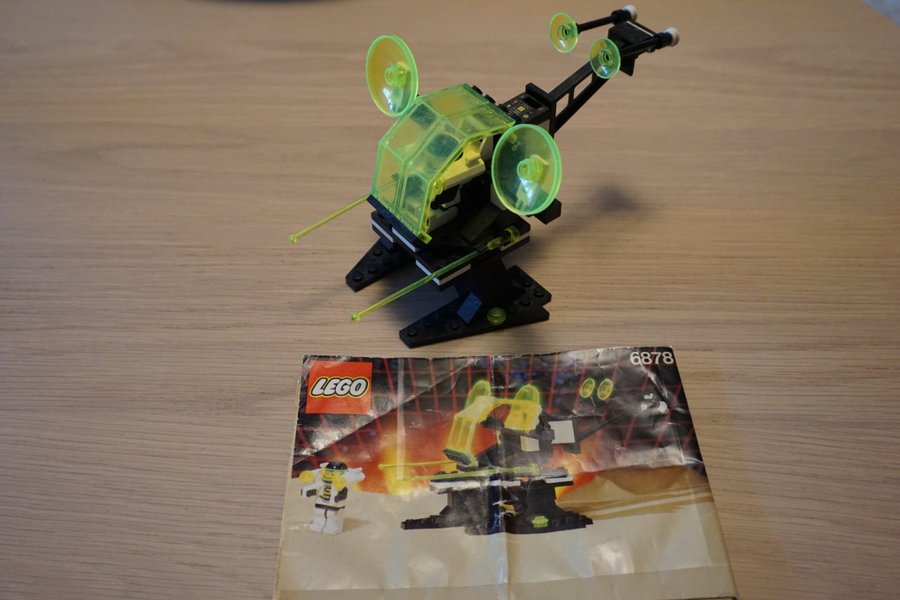 Lego Blacktron II 6878 Sub Orbital Guardian