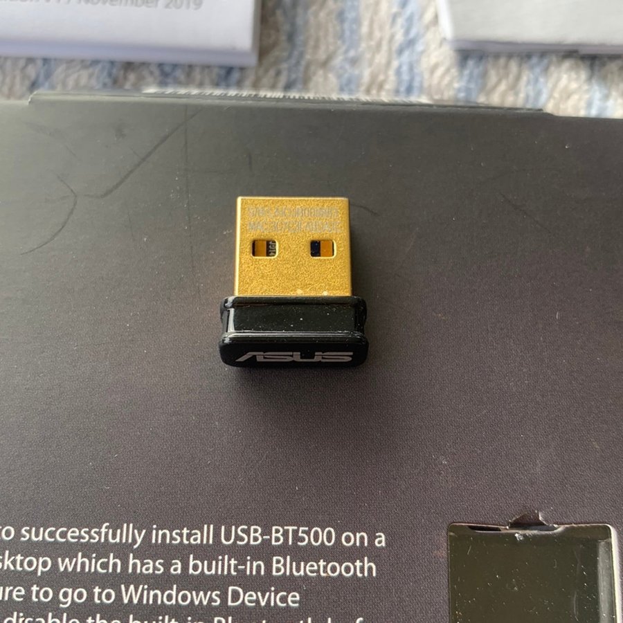 Asus Bluetooth 5.0 till USB adapter. USB-BT500. Helt ny