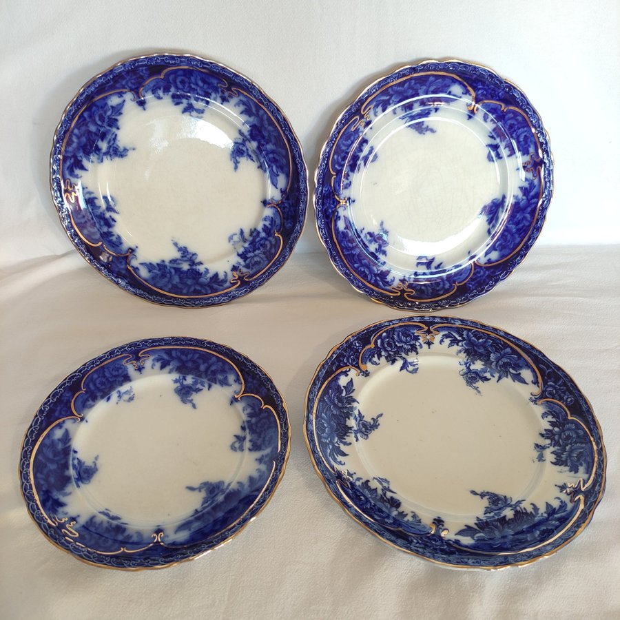 Wedgwood Roma antik Royal Semi Porslin, 4 tallrikar England 1800tal flytande blå