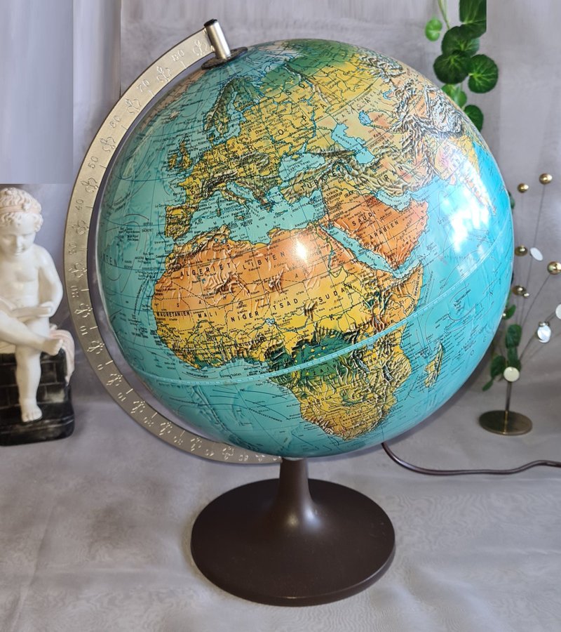 VINTAGE Jordglob med Belysning SCAN - GLOBE A/S DENMARK Karl F Harig 1972 -84