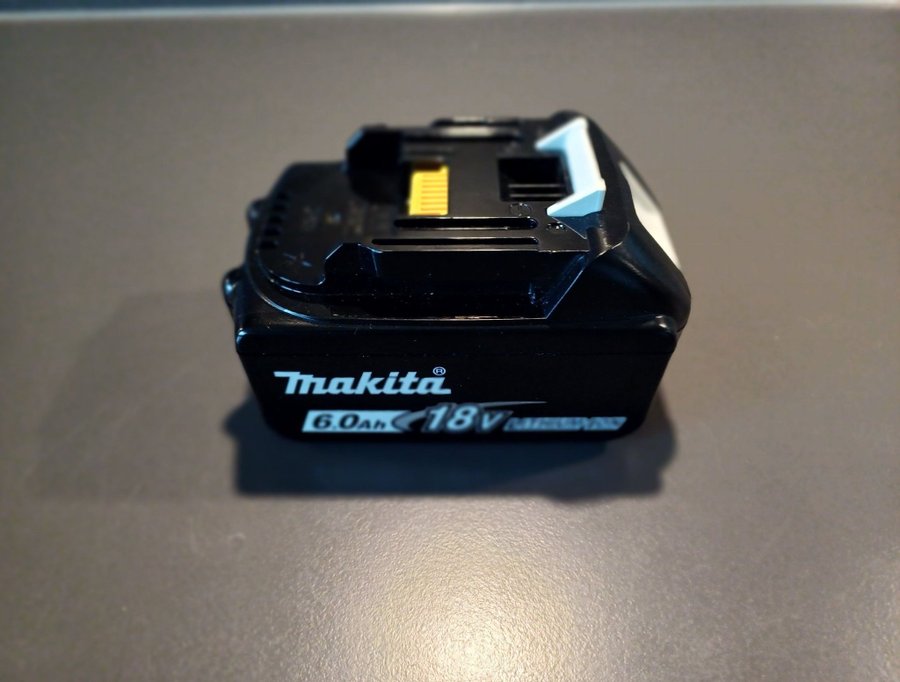 Makita 18V 6.0Ah batteri nyskick