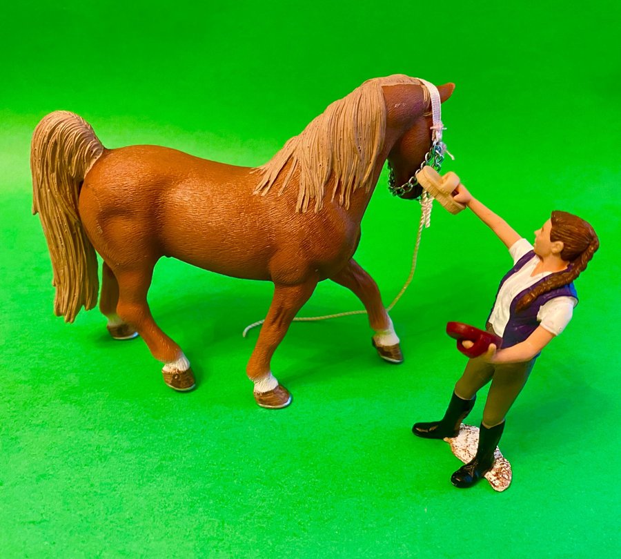 Schleich Häst med 2 ryktborstar och Skötare Människa Figur 1997