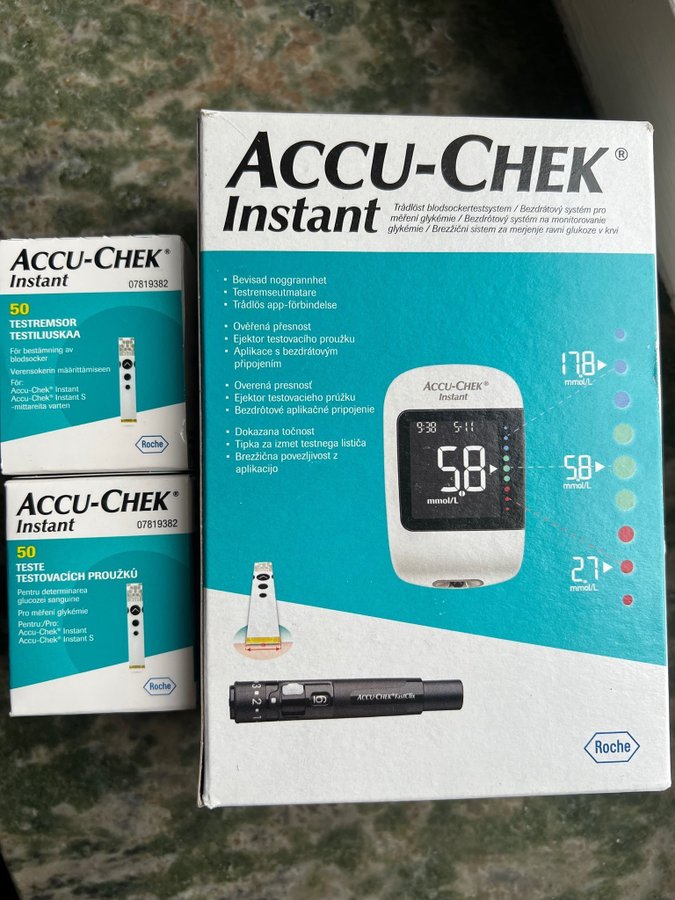 Accu-Chek Instant blodsockertestare