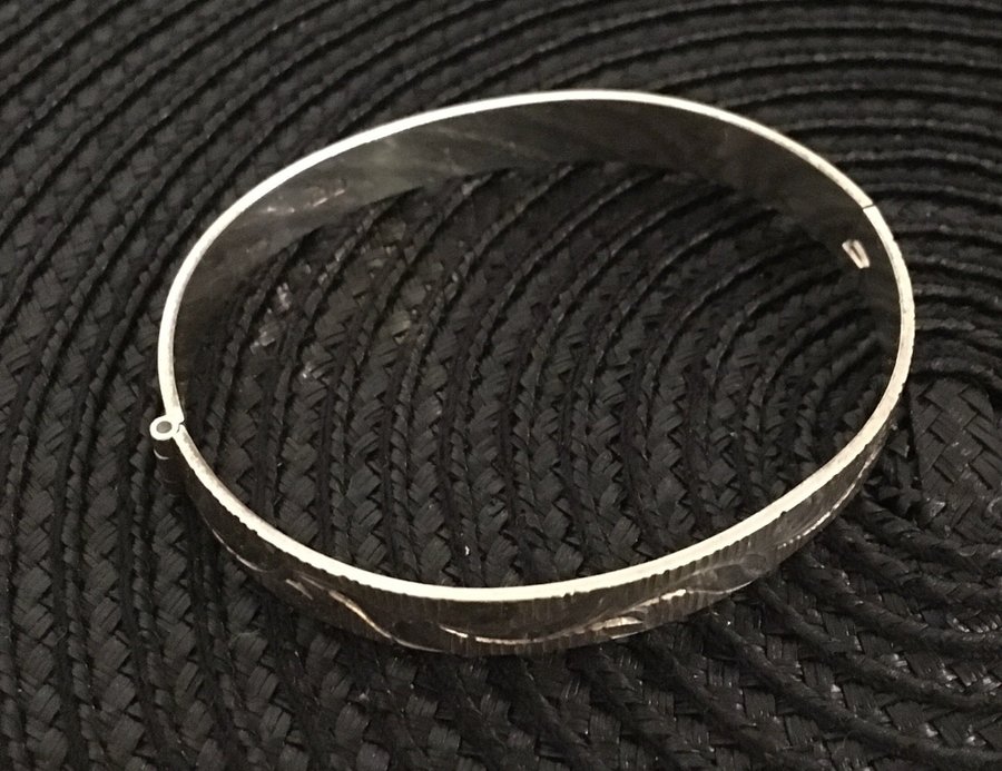 Vintage armring - äkta silver - engelska stämplar