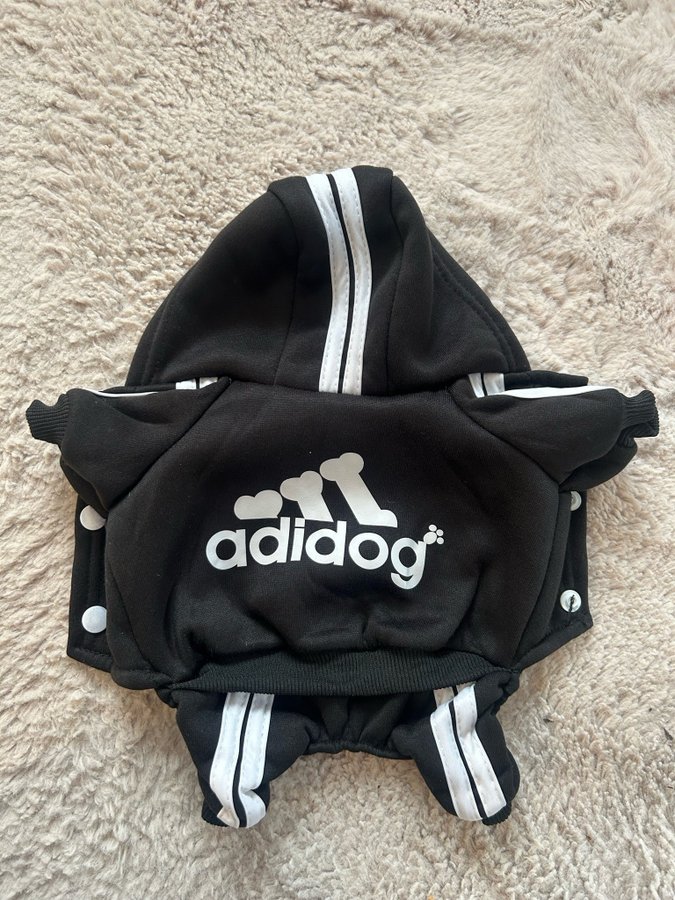 Adidas svart hoodie till små hundar, storlek S