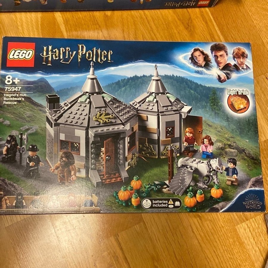 LEGO Harry Potter Hagrids Hut  Buckbeaks Rescue