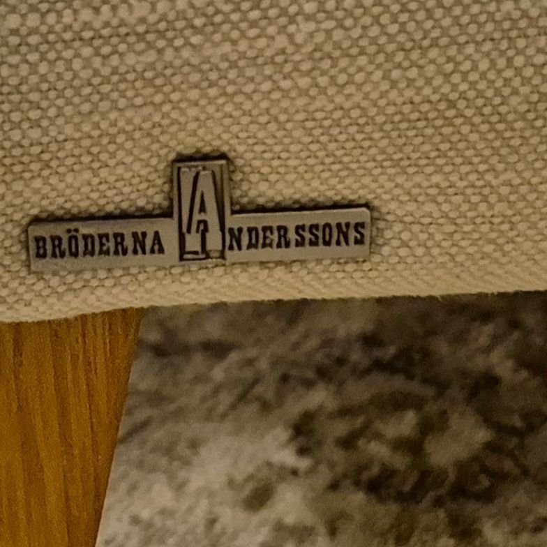 Bröderna Andersson soffa, fåtölj och bord Falkenberg