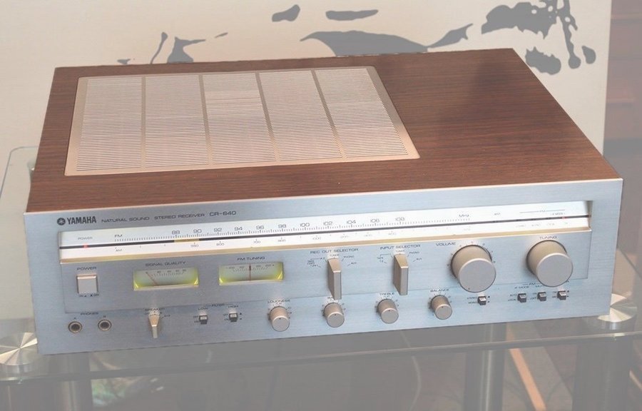 Yamaha CR-640 Stereo Receiver (1978)