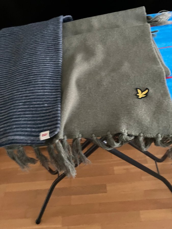 Levis o LYLE  SCOTT halsduk,