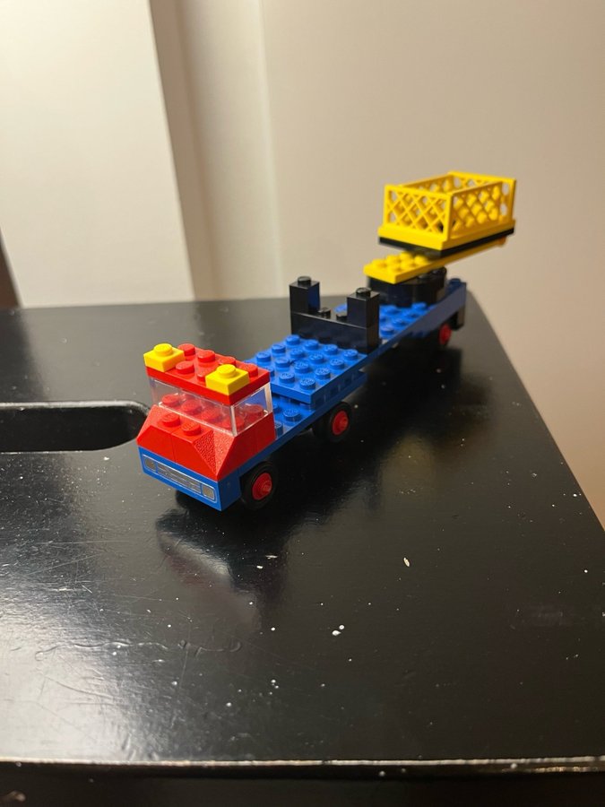 Lego - Mobile Hydraulic Hoist (655)