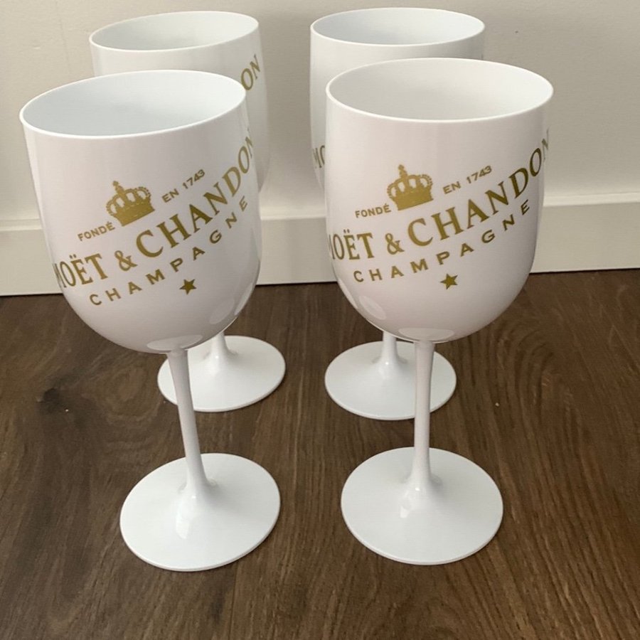 Nya Eleganta Plastglas för Vin  Champagne