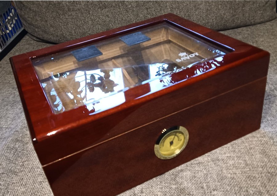 Savoy Humidor med hygrometer