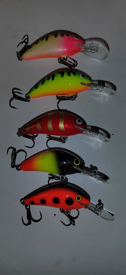 Salmo Hornet 4cm Floating 5pcs