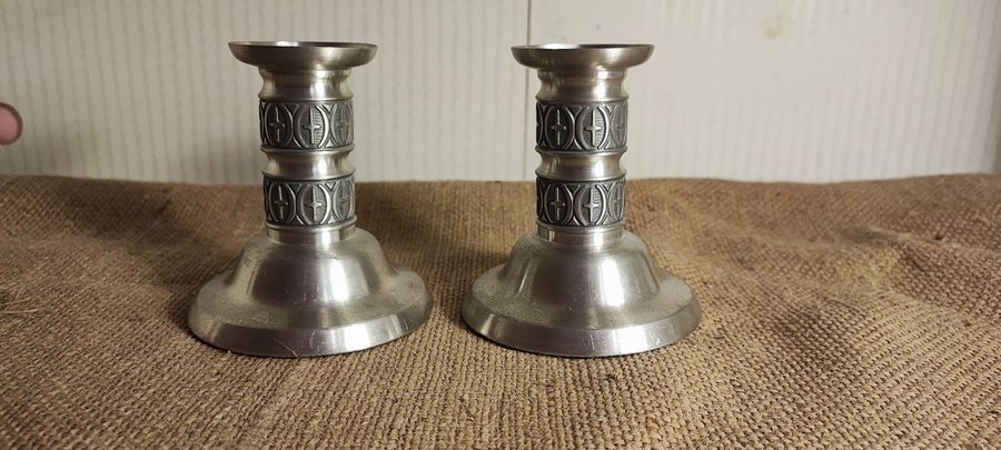 2 Tennljusstakar Pewter Haugrud Norway