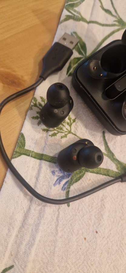 Sony INZONE Buds trådlösa gaming-hörlurar som ny