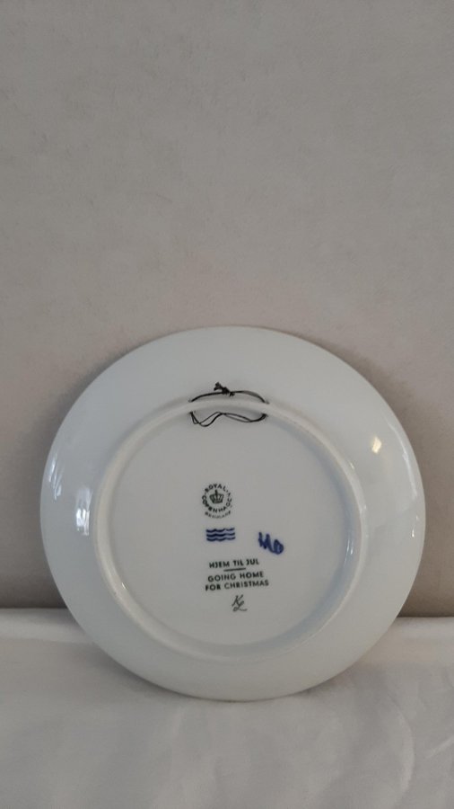 ROYAL COPENHAGEN JULTALLRIK 1973 18 CM I DIAMETER FINT SKICK