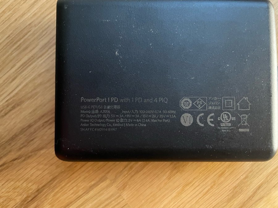 Anker PowerPort 1 PD med 1x PD och 4x QC