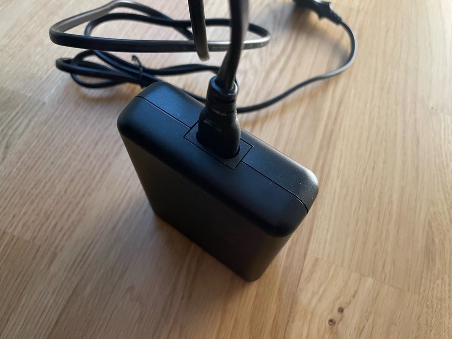 Anker PowerPort 1 PD med 1x PD och 4x QC