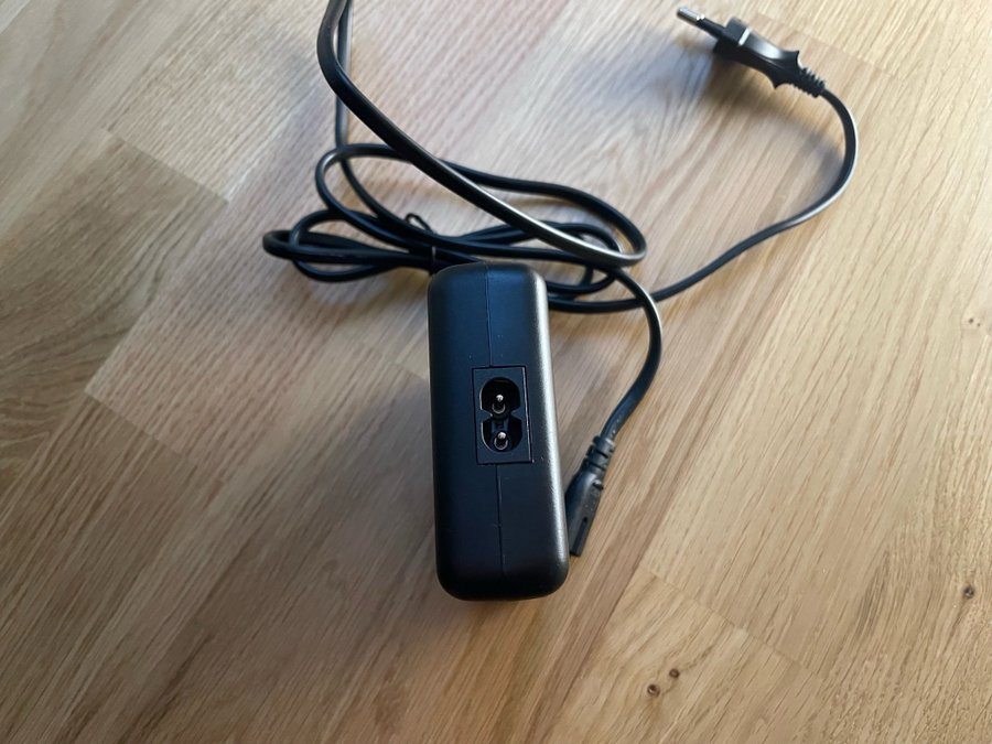 Anker PowerPort 1 PD med 1x PD och 4x QC