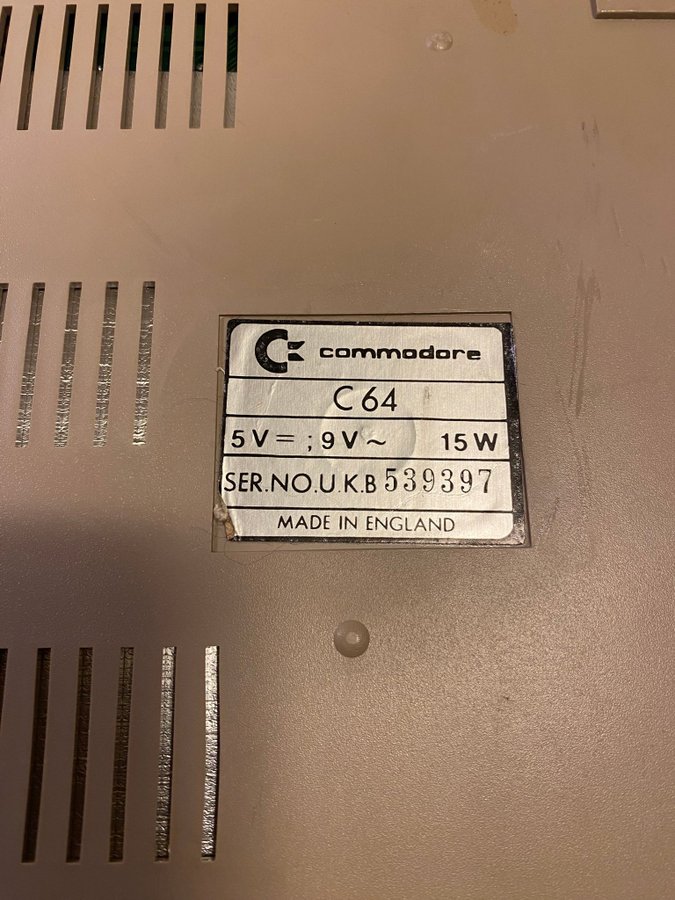 Commodore 64 C64 med nätdel