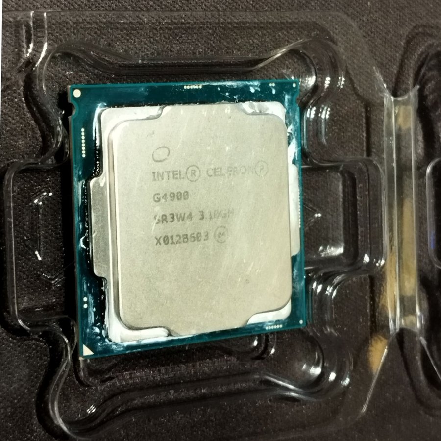 Intel Celeron G4900 - 3.1 GHz Socket 1151