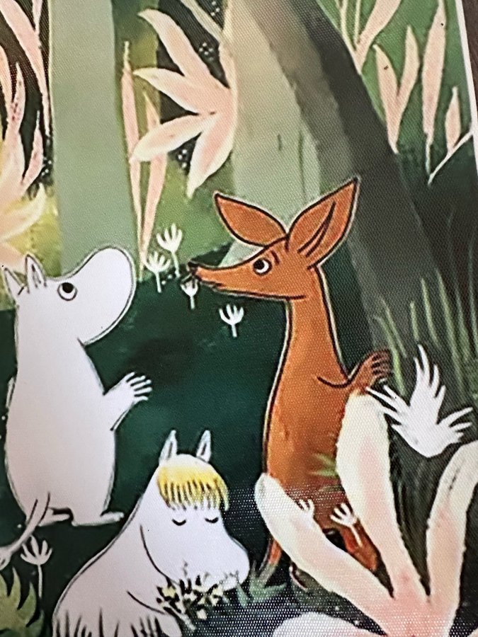 Mumin trollen med vänner i skogen tavla canvas  postermoomin