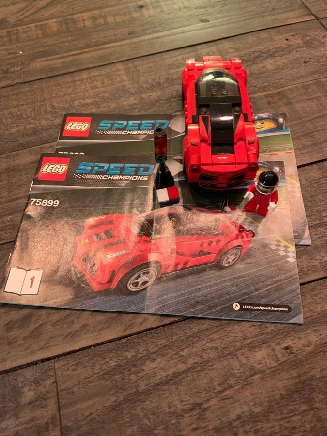 LEGO Speed Champions Ferrari F8 Tributo 75899