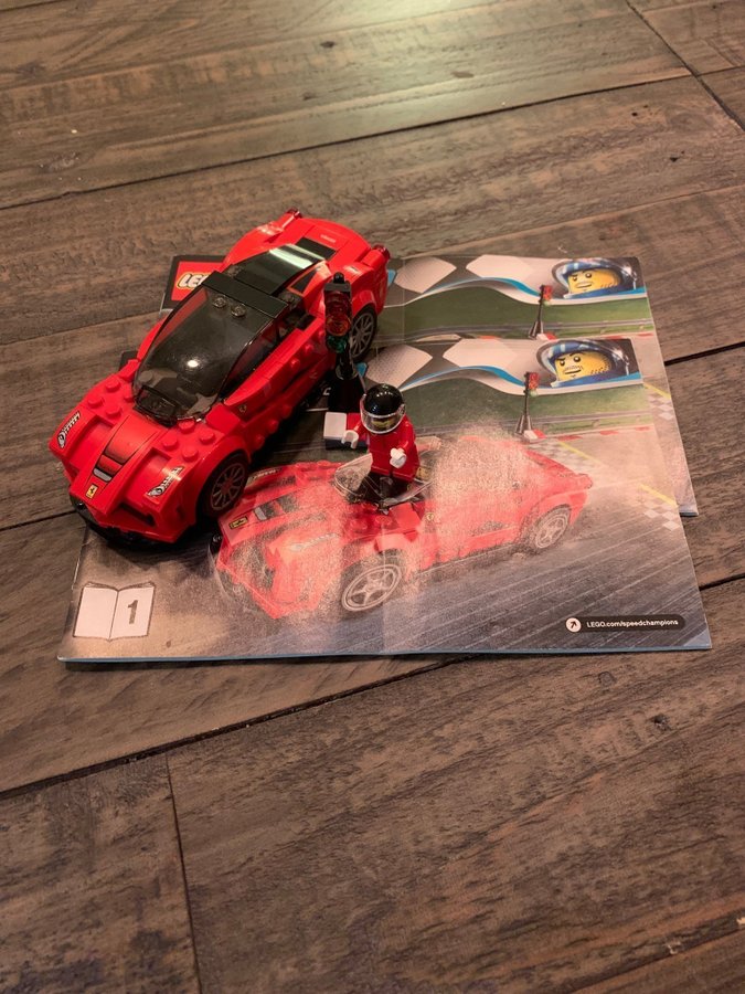 LEGO Speed Champions Ferrari F8 Tributo 75899