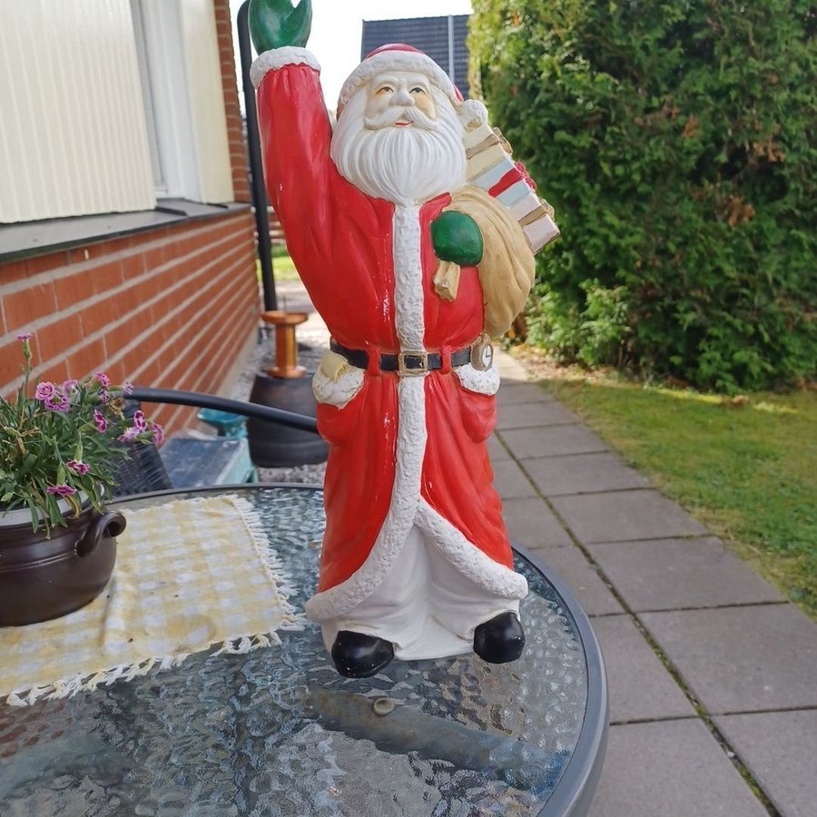 Jultomte 43 cm hög lite färg skav