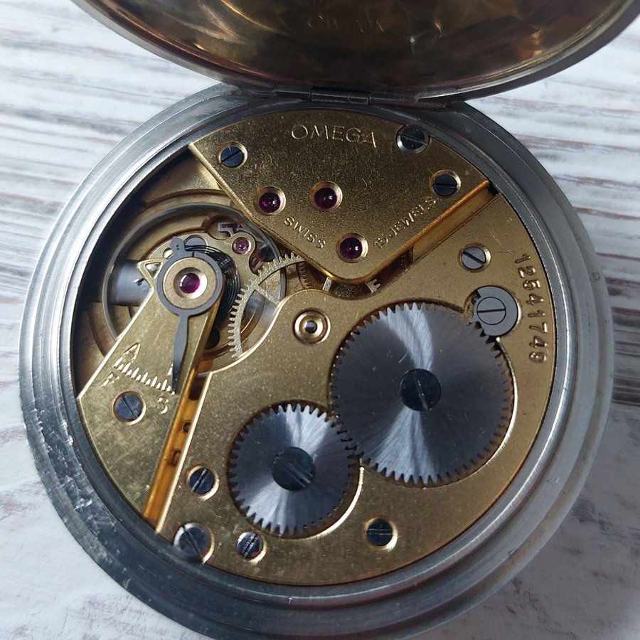 Omega fickur stål