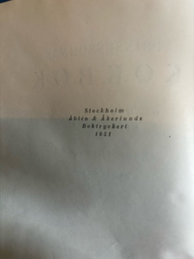 Prinsessornas Kokbok: Husmanskost och Helgdagsmål, Jenny Åkerström (1931), 75 kr