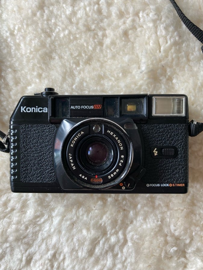 Konica CES-MF Auto Focus 35mm kamera