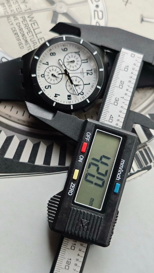 Swatch Chronograph Black Watch