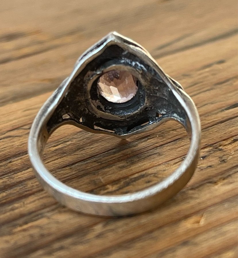 Vintage ring i silver med ametist och markasiter