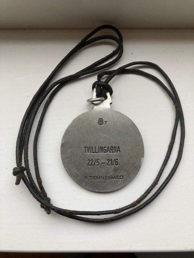 Tenn halsband/ smycke tvillingarnas stjärntecken design Rune Tennesmed Retro