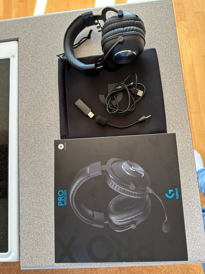 Logitech G Pro Wireless Headset