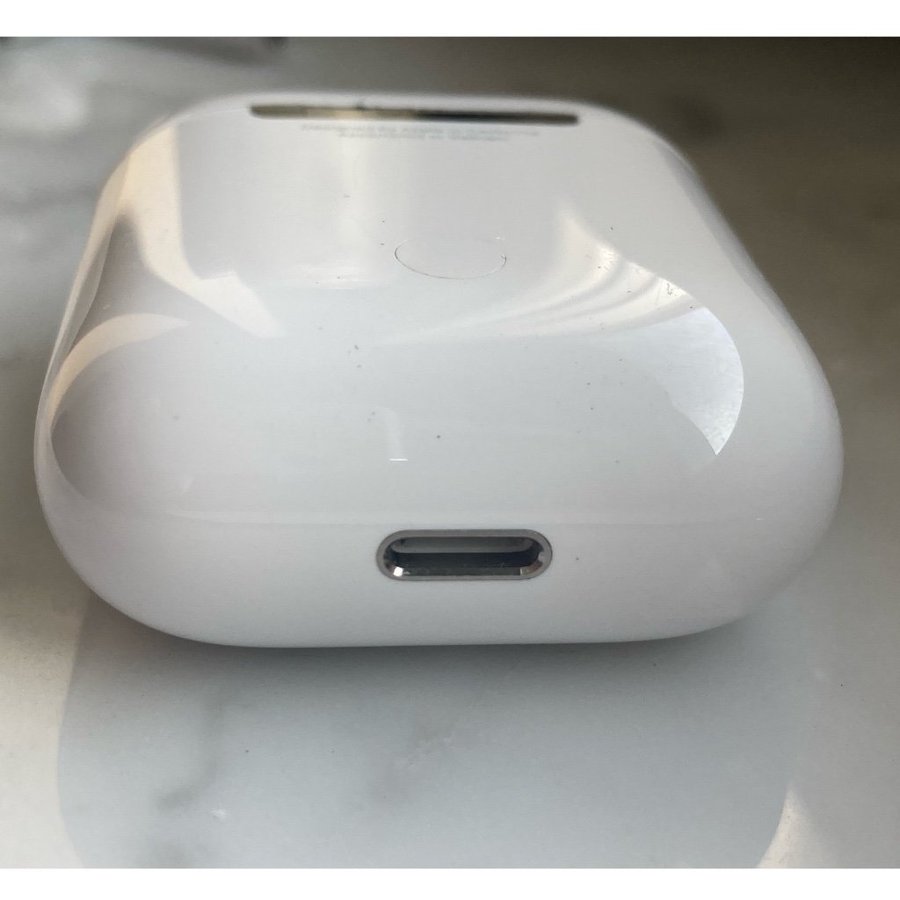 Apple AirPods Laddningsetui med Lightning-kontakt