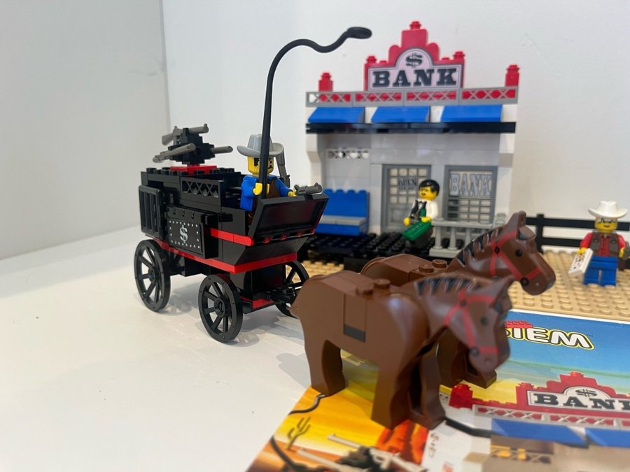 LEGO Western 6765 - Gold City Junction