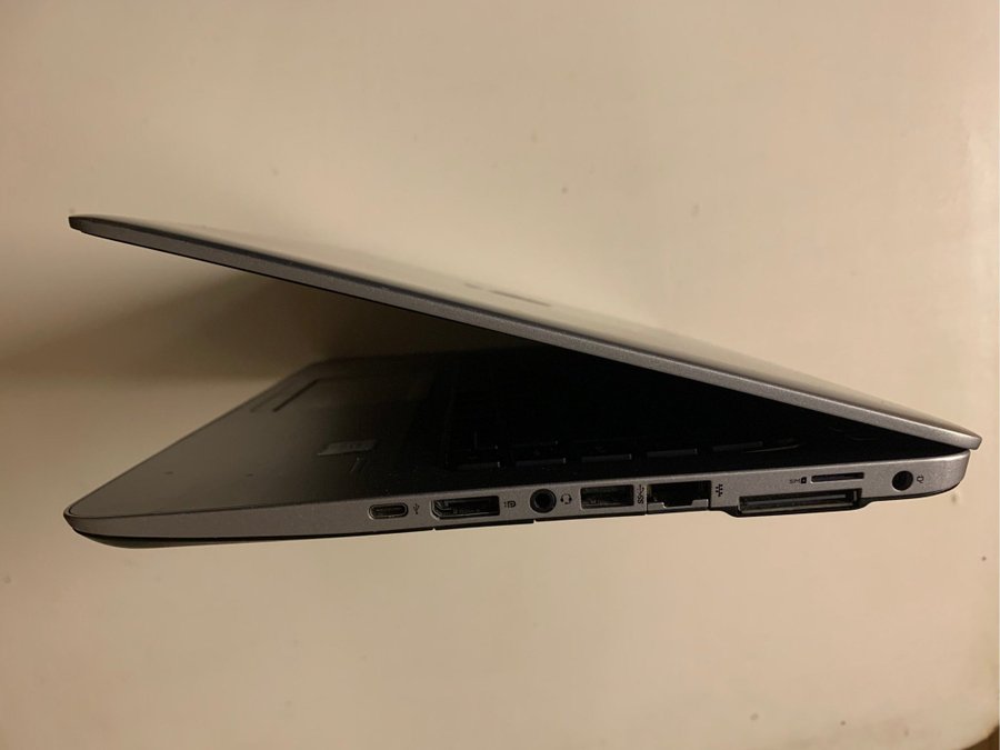 HP elitebook 840 G3 win 10 pro, core i5 256 SSD 8Gb RAM