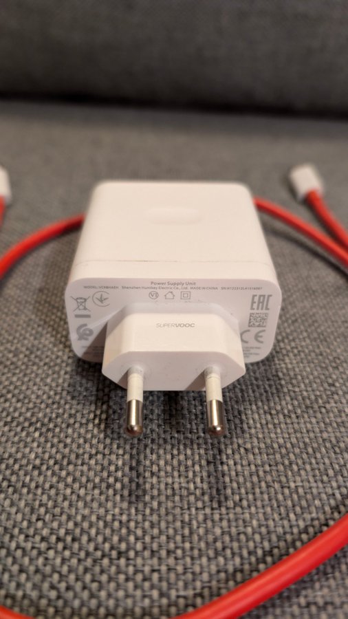 160W OnePlus GaN snabbladdare med kabel