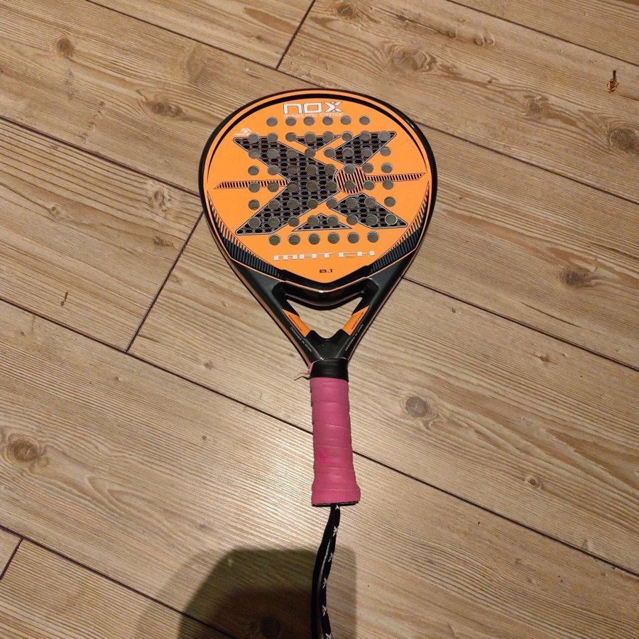 Nox Match B1 Padelracket