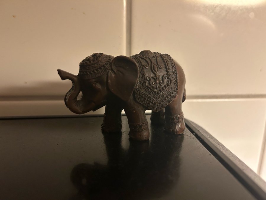 Elefant Figur