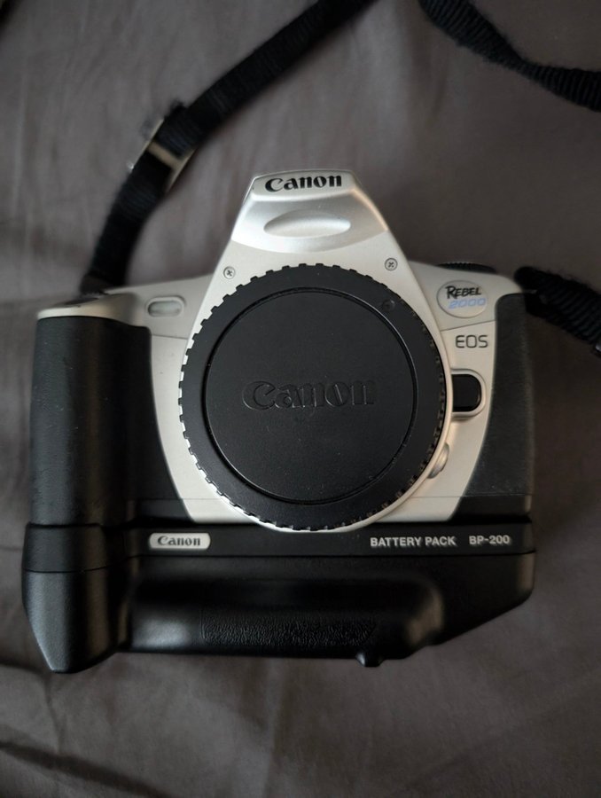 Canon EOS Rebel 2000